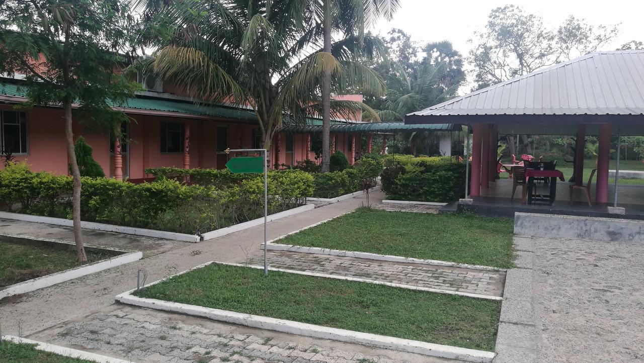 Friends Paradise Kilinochchi Exterior photo